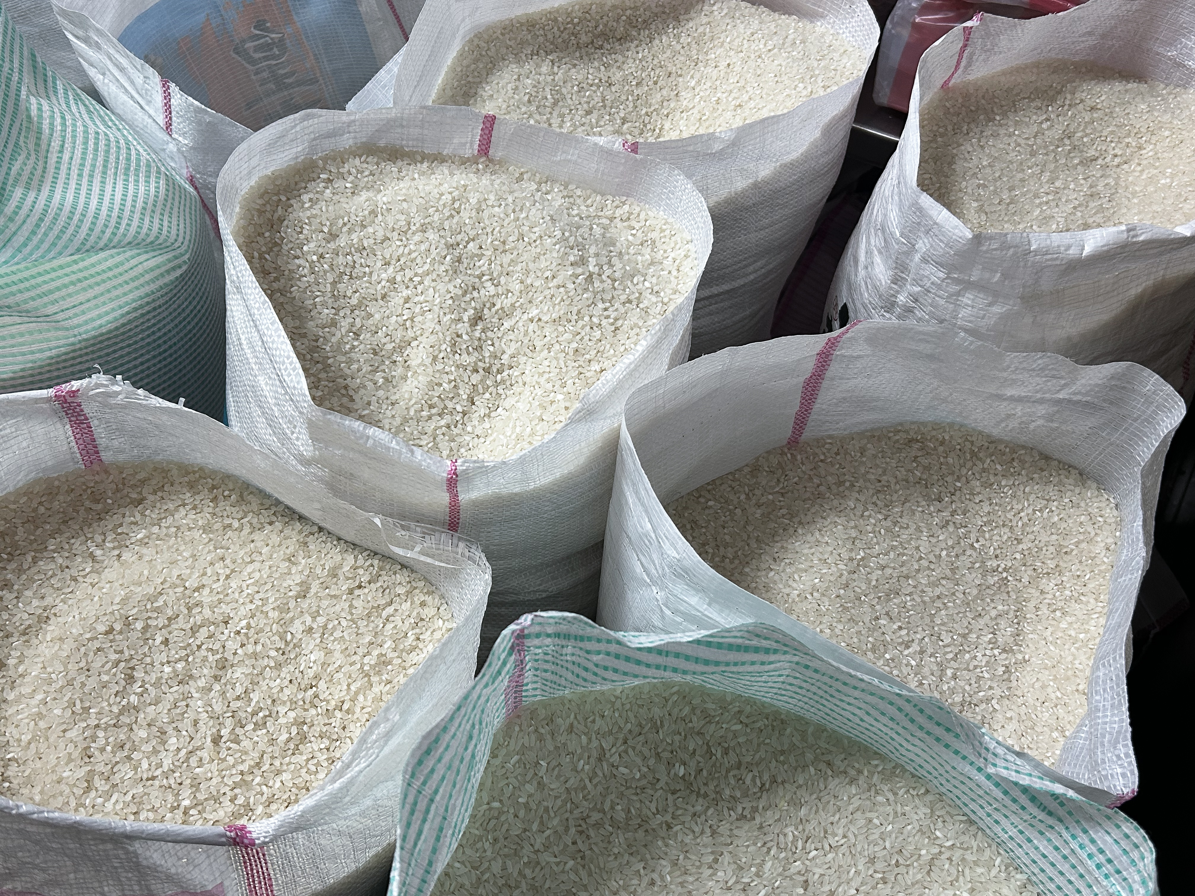 金山面米店的白米皆是批發來的上好米。