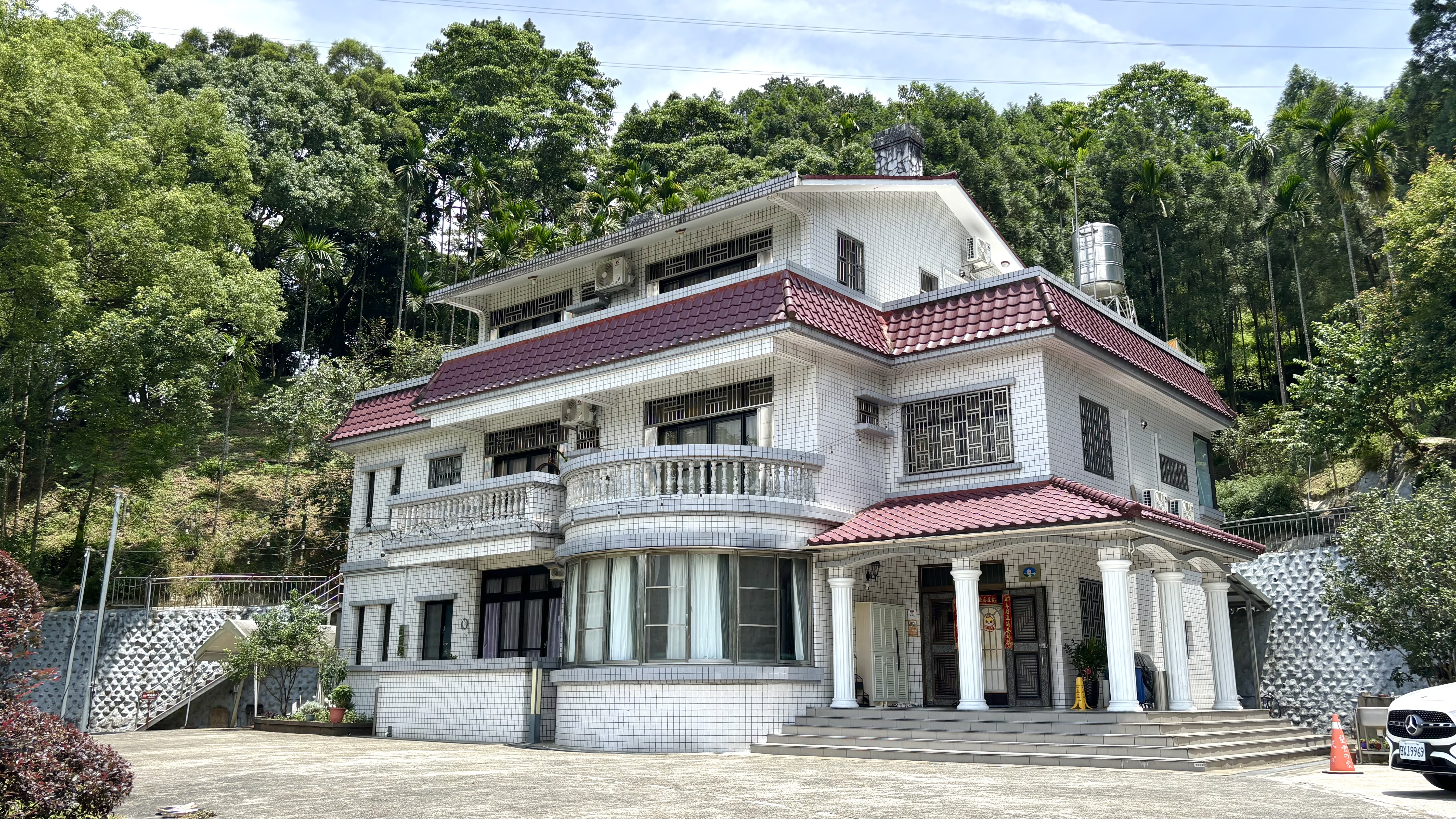望雲の家民宿宅第外觀。